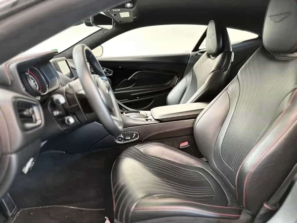 Aston Martin DB11 Coupé | Stratus White | 1Y AM warranty 08/2018-photo-6