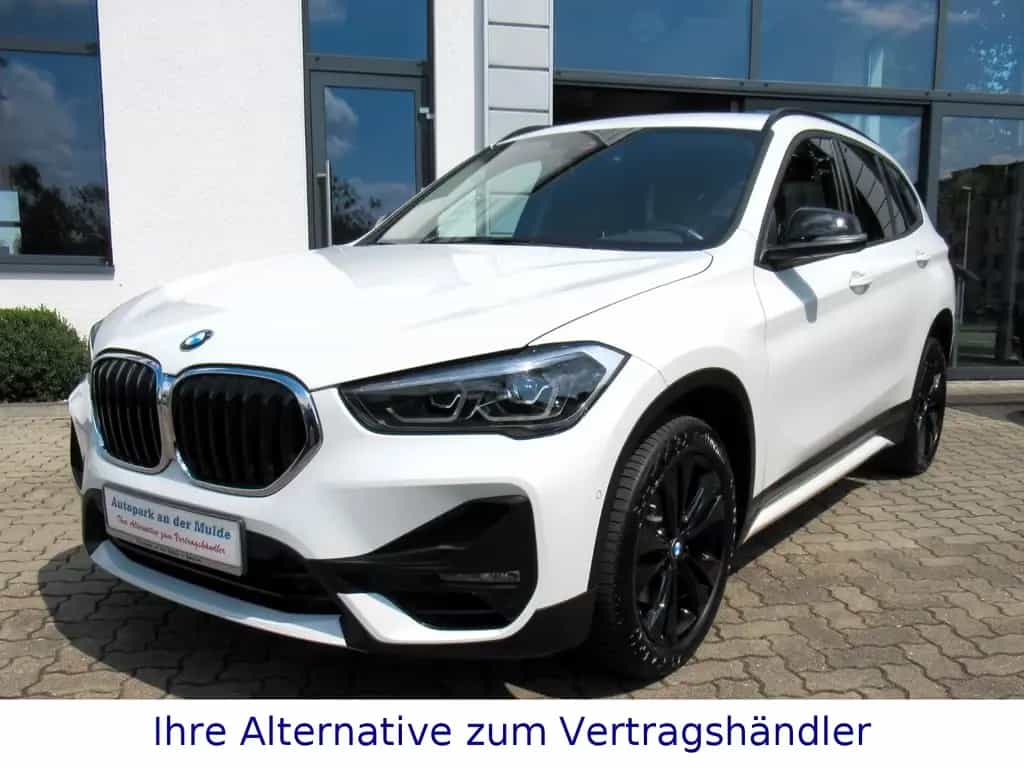 BMW X1 sDrive18iA Sport Line*Navi*SH*AHK*LED 07/2020-photo-0