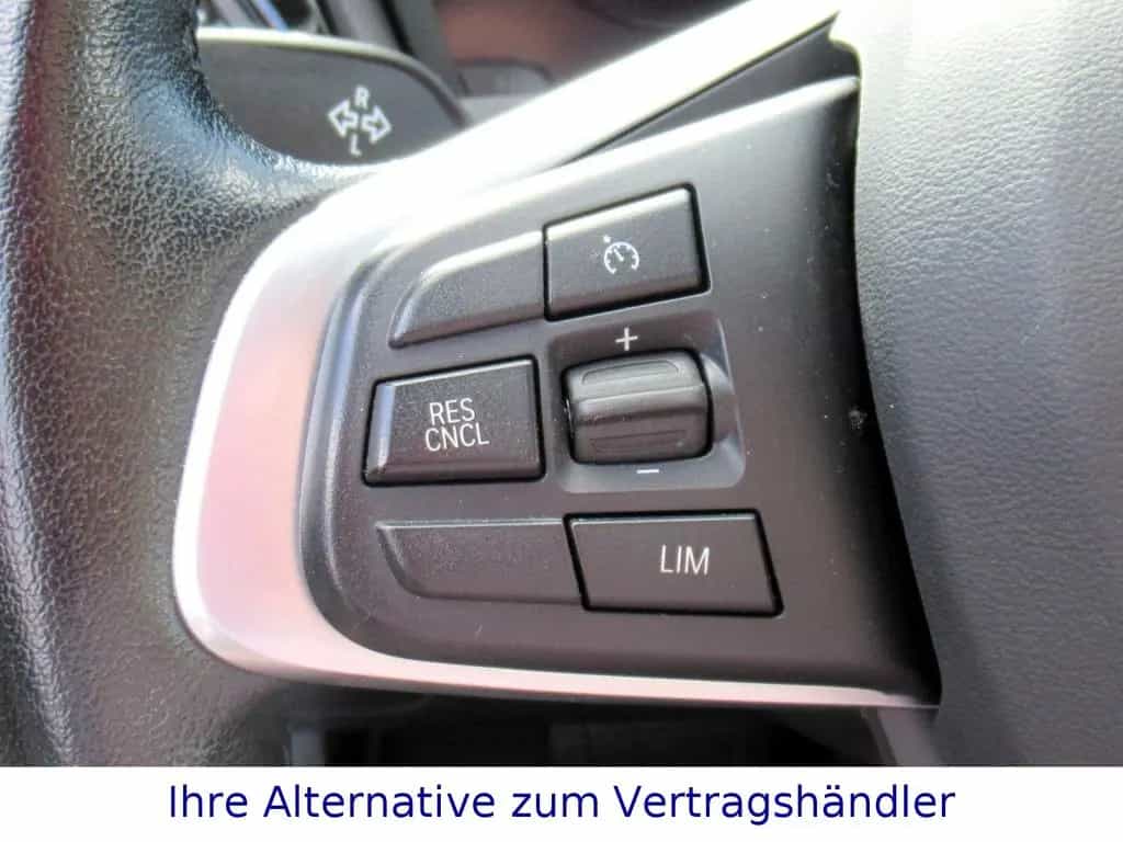 BMW X1 sDrive18iA Sport Line*Navi*SH*AHK*LED 07/2020-photo-14