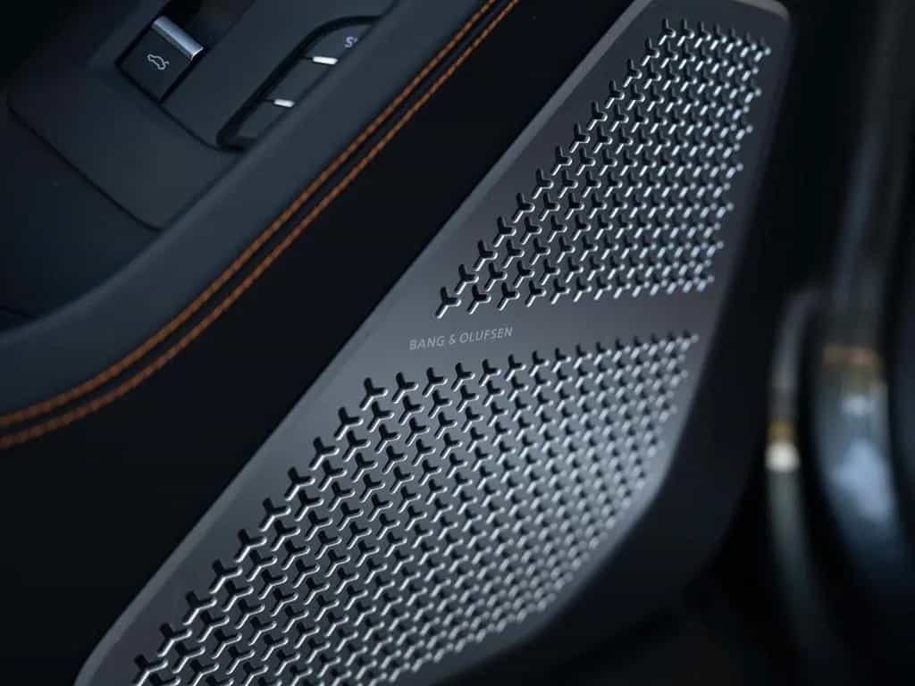 Lamborghini Urus 02/2019-photo-10
