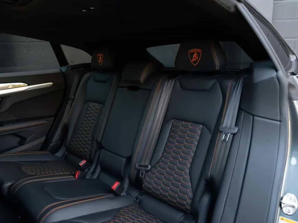 Lamborghini Urus 02/2019-photo-12