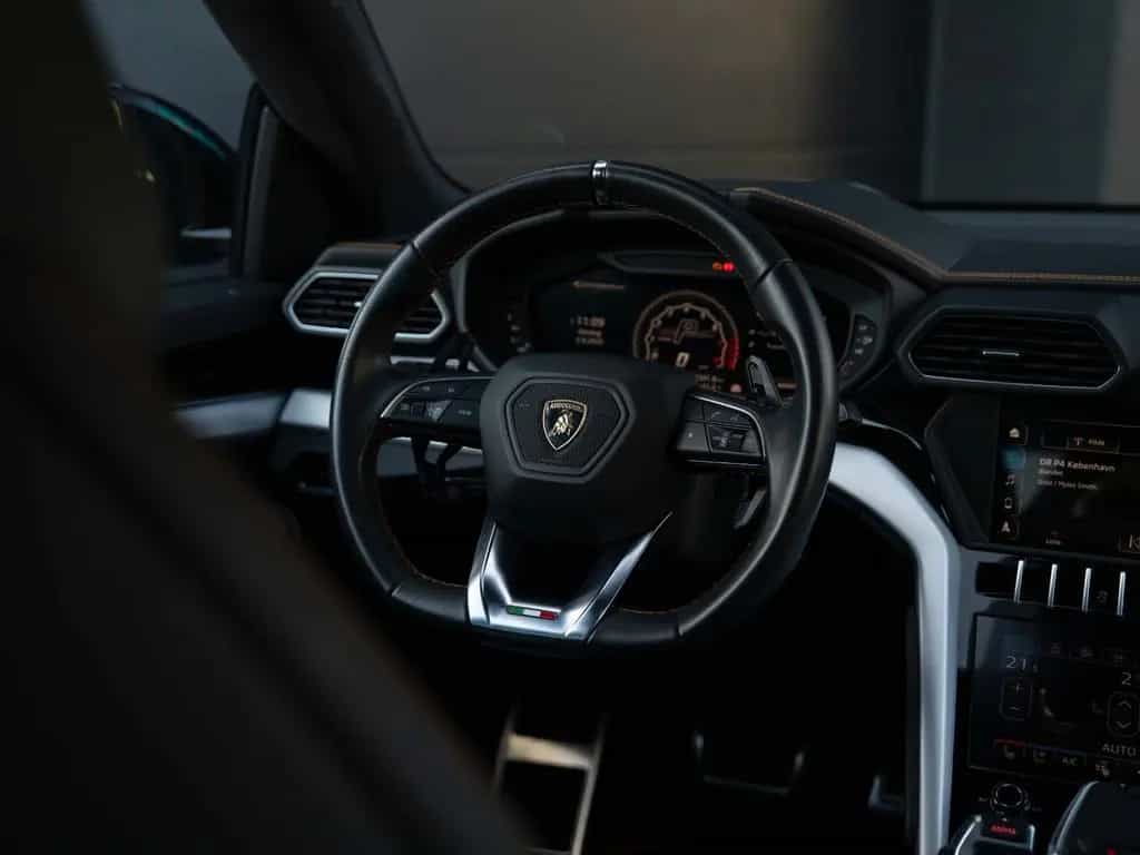 Lamborghini Urus 02/2019-photo-14