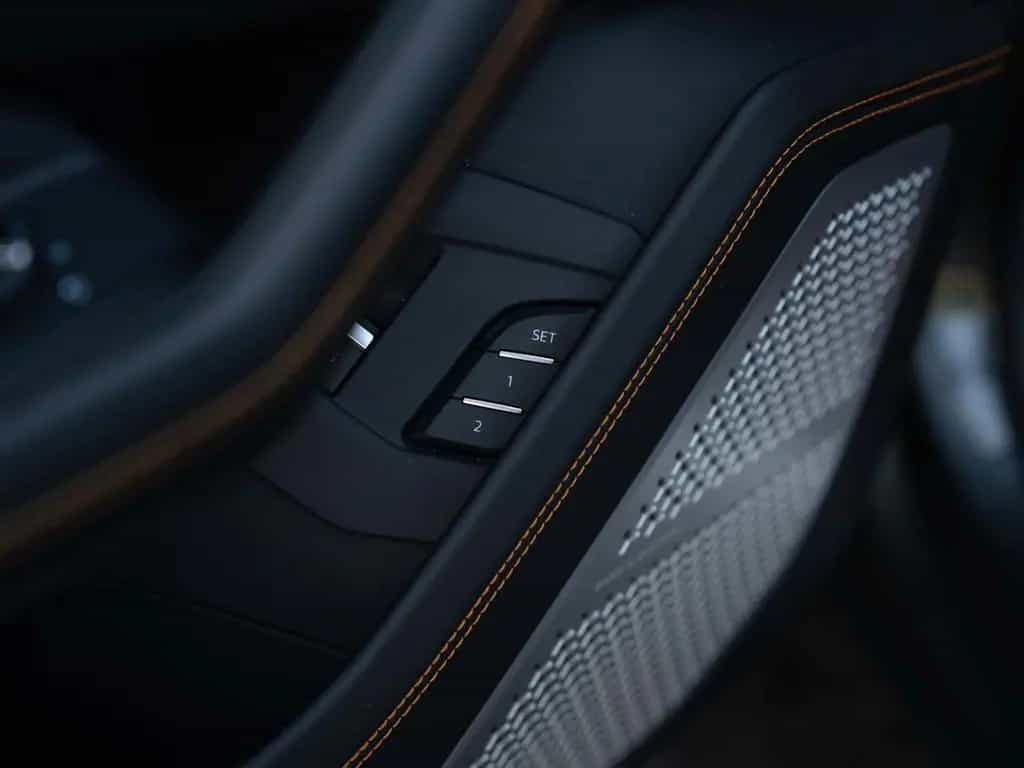 Lamborghini Urus 02/2019-photo-9