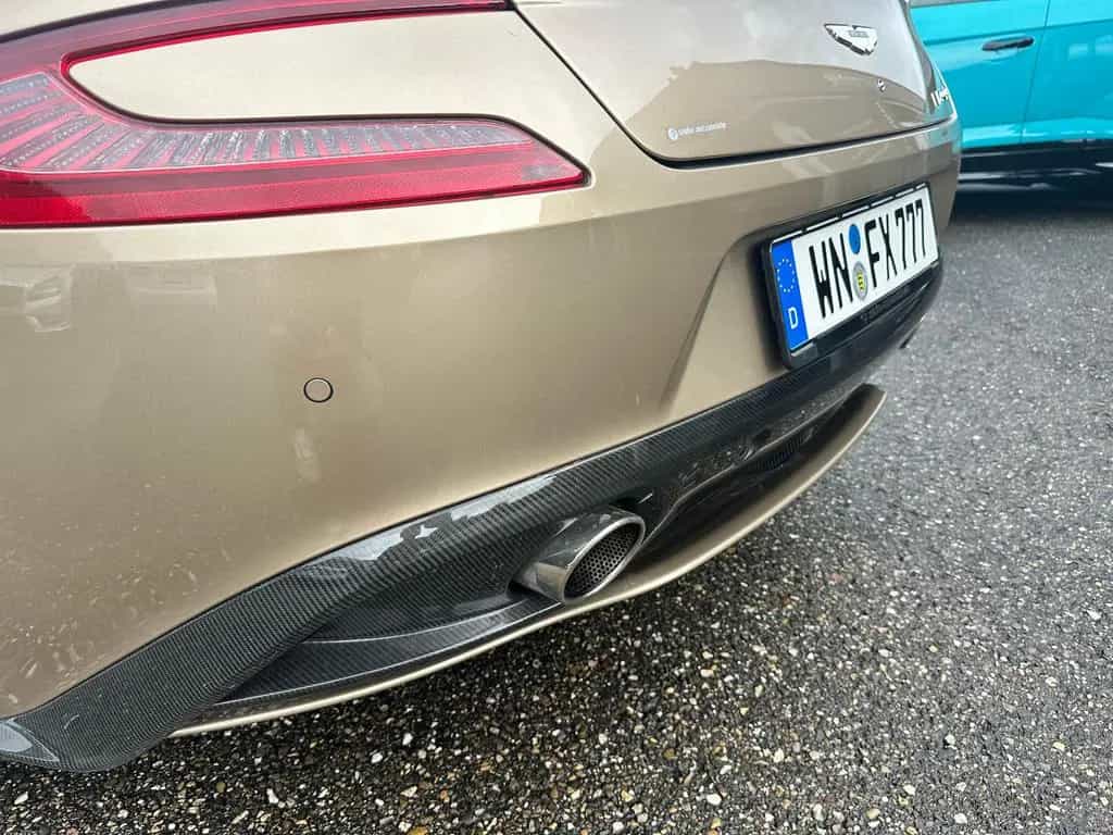 Aston Martin Vanquish *2+2 One77  B&O Carbon 20 Zoll*Exclusiv 09/2012-photo-14