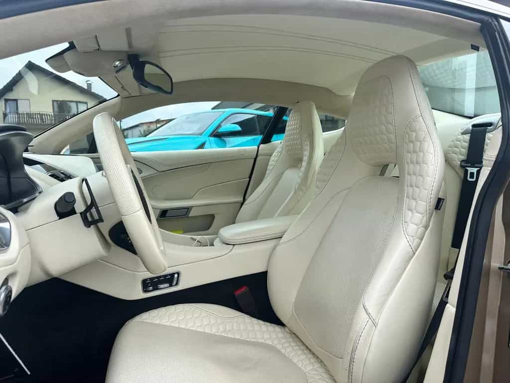 Aston Martin Vanquish *2+2 One77  B&O Carbon 20 Zoll*Exclusiv 09/2012-photo-19