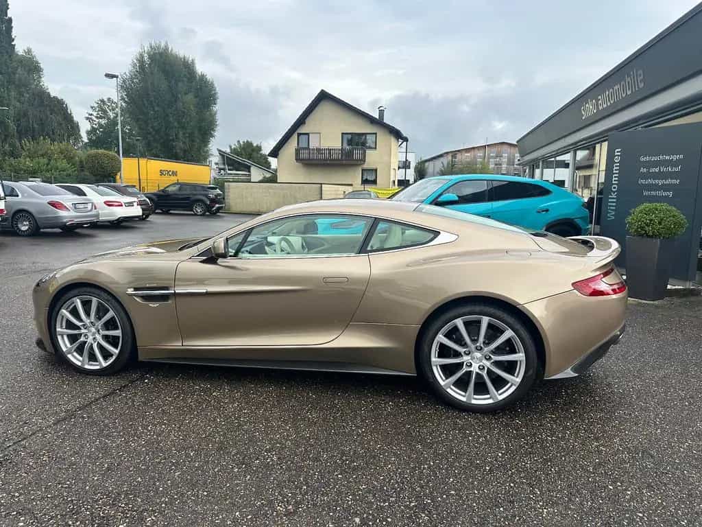 Aston Martin Vanquish *2+2 One77  B&O Carbon 20 Zoll*Exclusiv 09/2012-photo-7