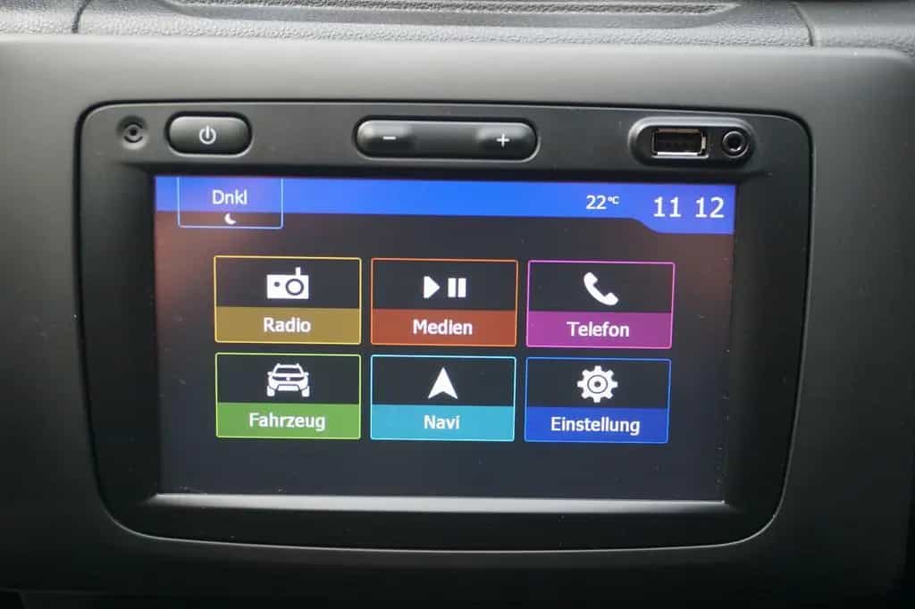 Dacia Duster II Prestige 4WD NAVI, SITZHEIZUNG, PDC 04/2018-photo-8