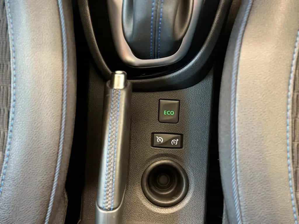 Renault Captur Version S AUTOM. LED NAVI SHZ KAMERA ALU 06/2019-photo-7