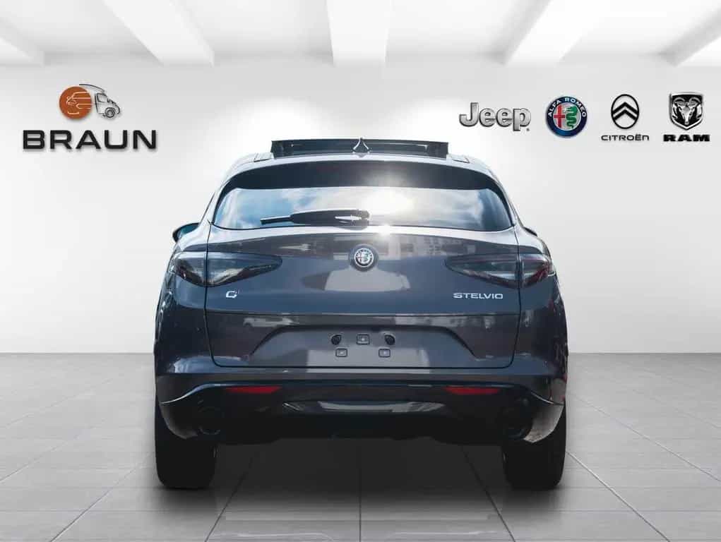 Alfa Romeo Stelvio 2.0 16V Turbo AT8-Q4 Veloce VOLL! 03/2026-photo-3