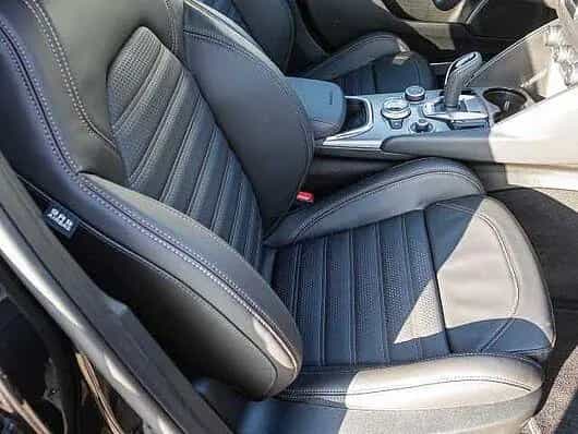 Alfa Romeo Giulia 2.0 16V AT8-Q4 INTENSA Panorama 03/2026-photo-14