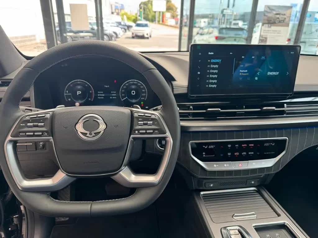 KGM Rexton 2.2 XDI 4WD LUX null-photo-10