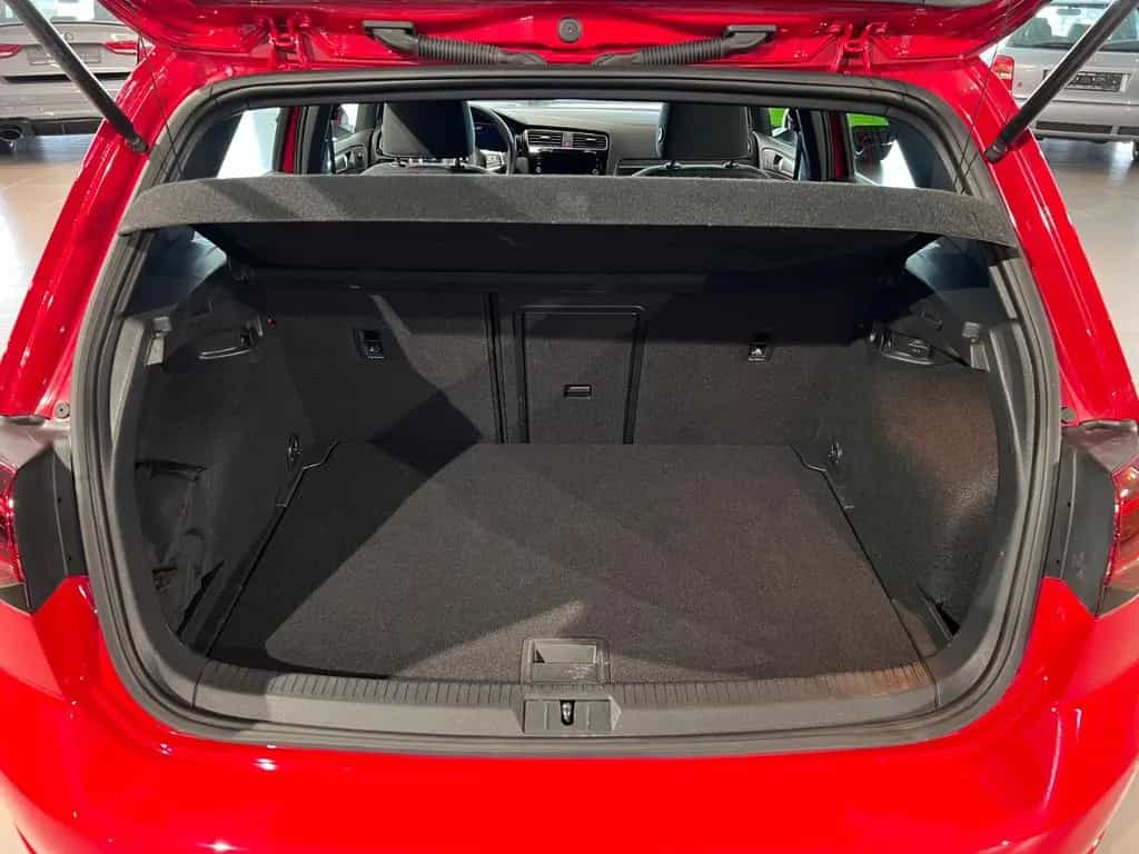 Volkswagen Golf 2.0 TSI DSG GTI Performance NAVI ACC LED 11/2019-photo-17