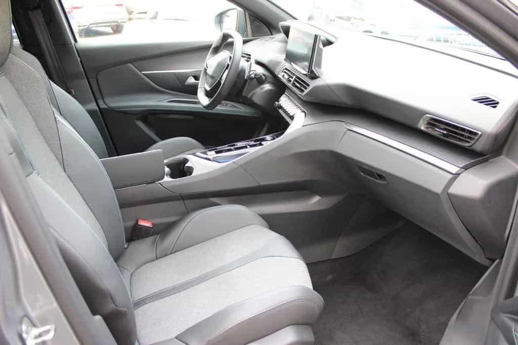 Peugeot 3008 136 MHEV Allure Pack, eDCS6, NAVI,KAMERA 05/2024-photo-22