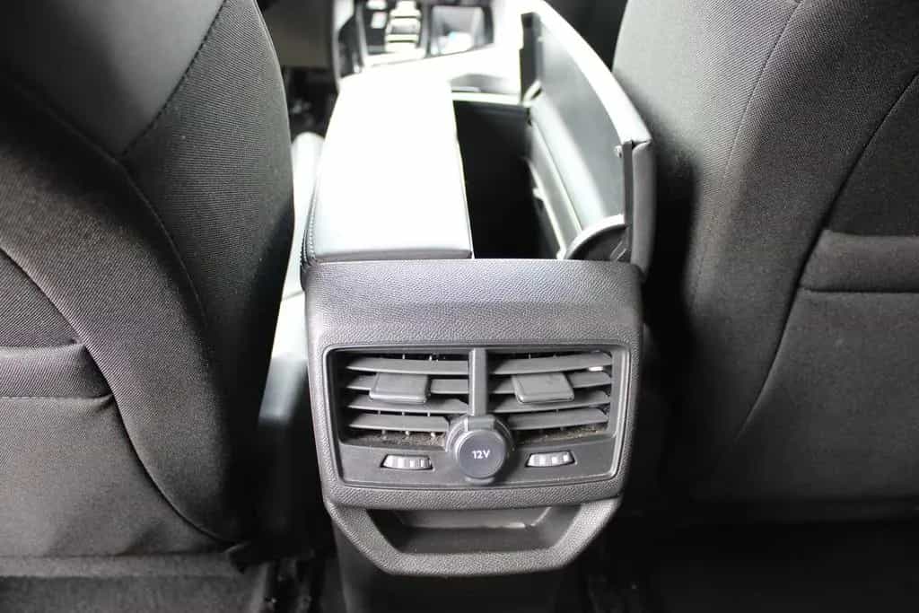 Peugeot 3008 136 MHEV Allure Pack, eDCS6, NAVI,KAMERA 05/2024-photo-23