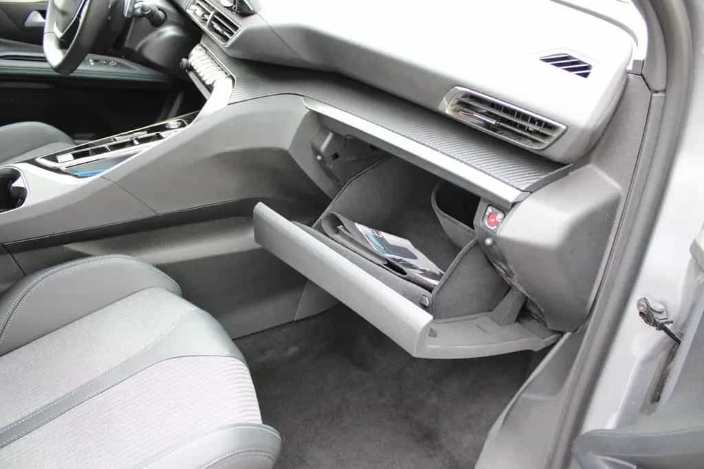 Peugeot 3008 136 MHEV Allure Pack, eDCS6, NAVI,KAMERA 05/2024-photo-24