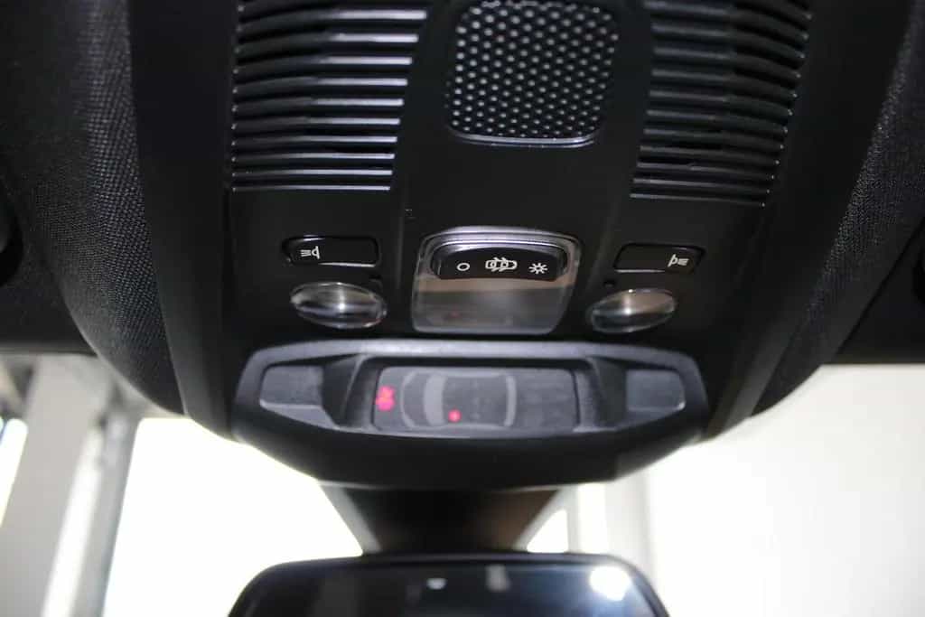 Peugeot 3008 136 MHEV Allure Pack, eDCS6, NAVI,KAMERA 05/2024-photo-27