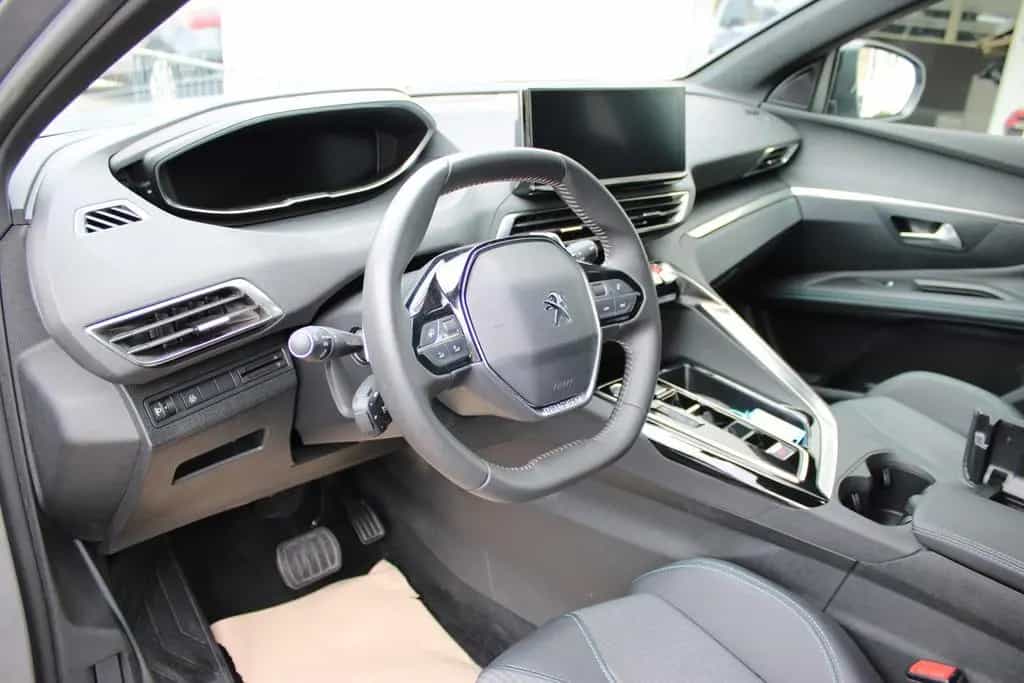 Peugeot 3008 136 MHEV Allure Pack, eDCS6, NAVI,KAMERA 05/2024-photo-5