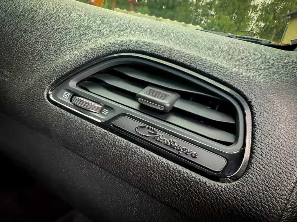 Dodge Challenger 5.7 R/T GARANTIE*LED*LEDER*BLACKTOP 07/2021-photo-29