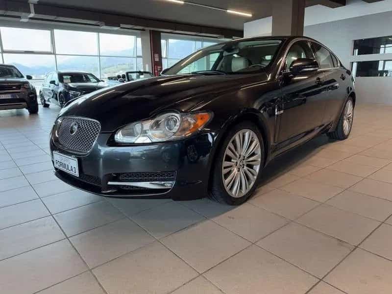 Jaguar XF XF 3.0 D V6 Luxury 05/2011-photo-0