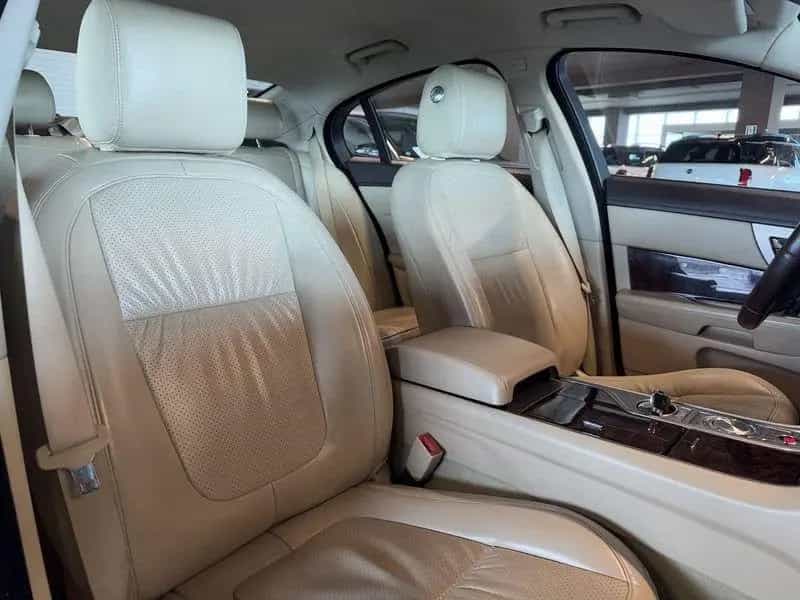 Jaguar XF XF 3.0 D V6 Luxury 05/2011-photo-6