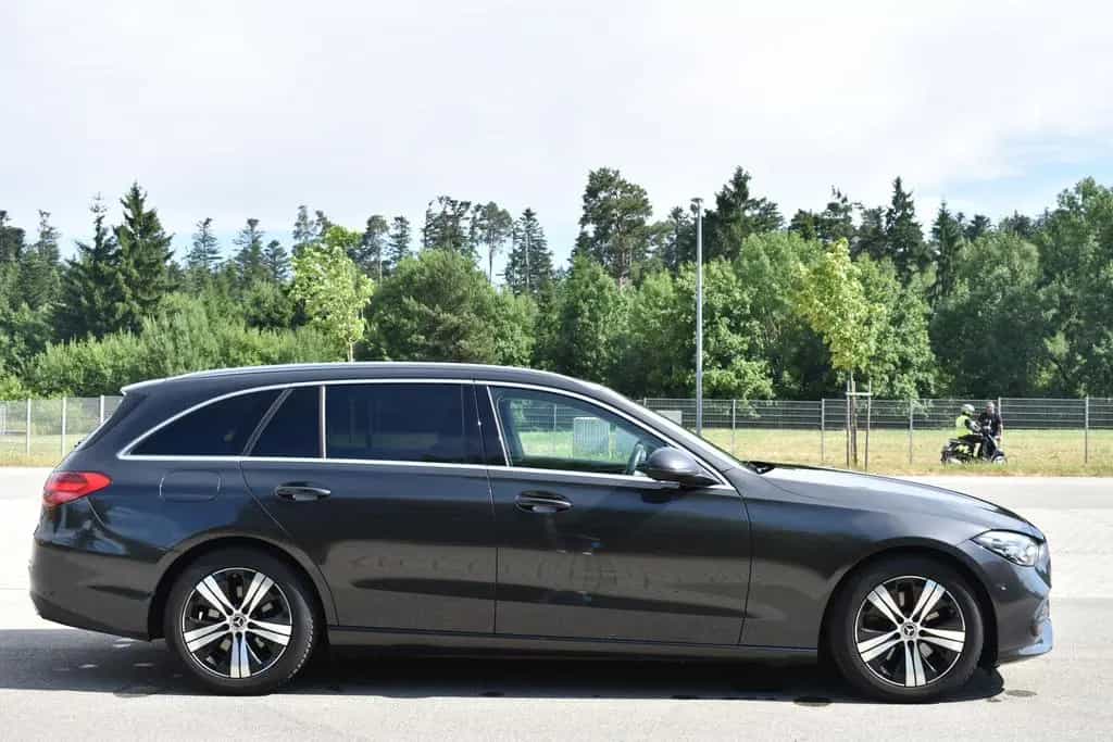 Mercedes-Benz C 220 d T *Leder*Avantgarde*Kamera*ACC*LED*MBUX 02/2022-photo-9