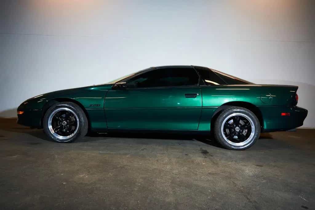 Chevrolet Camaro Z28 09/1994-photo-19