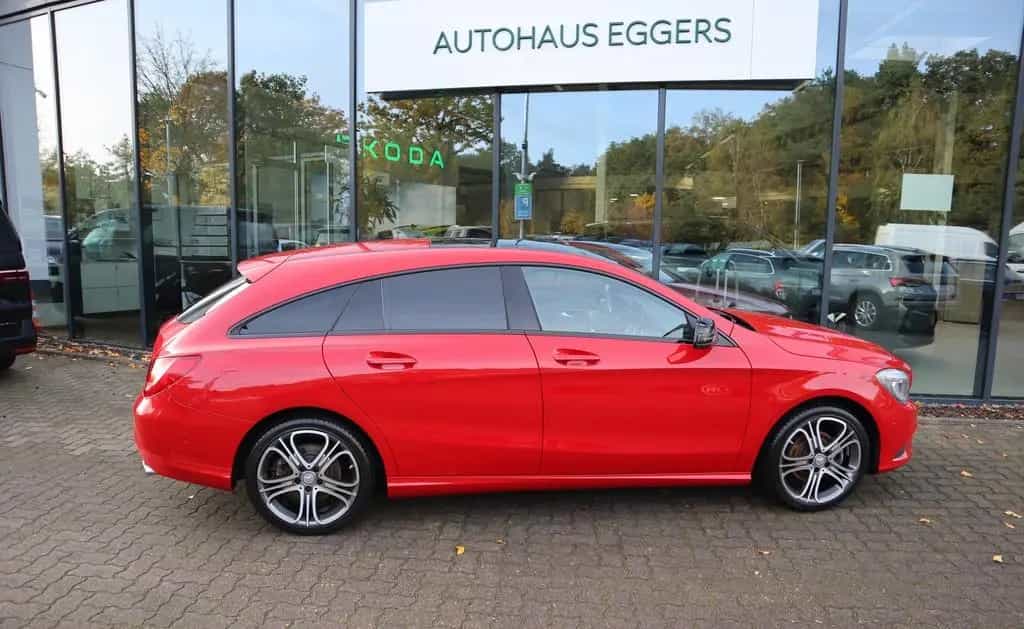 Mercedes-Benz CLA 180 Shooting Brake *Xen*Navi*GRA*RüKam*18" 11/2015-photo-8