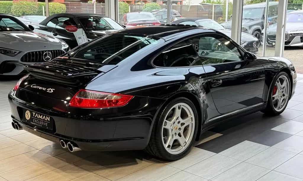 Porsche 911 Carrera 4 S Coupe*Sport-Chrono*Glasdach*PCM 03/2006-photo-4