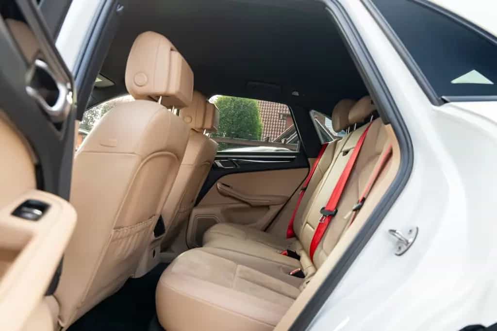Porsche Macan 2.0 Aut/Matrix/BOSE/Navi/21 Zoll/VOLL 06/2020-photo-16