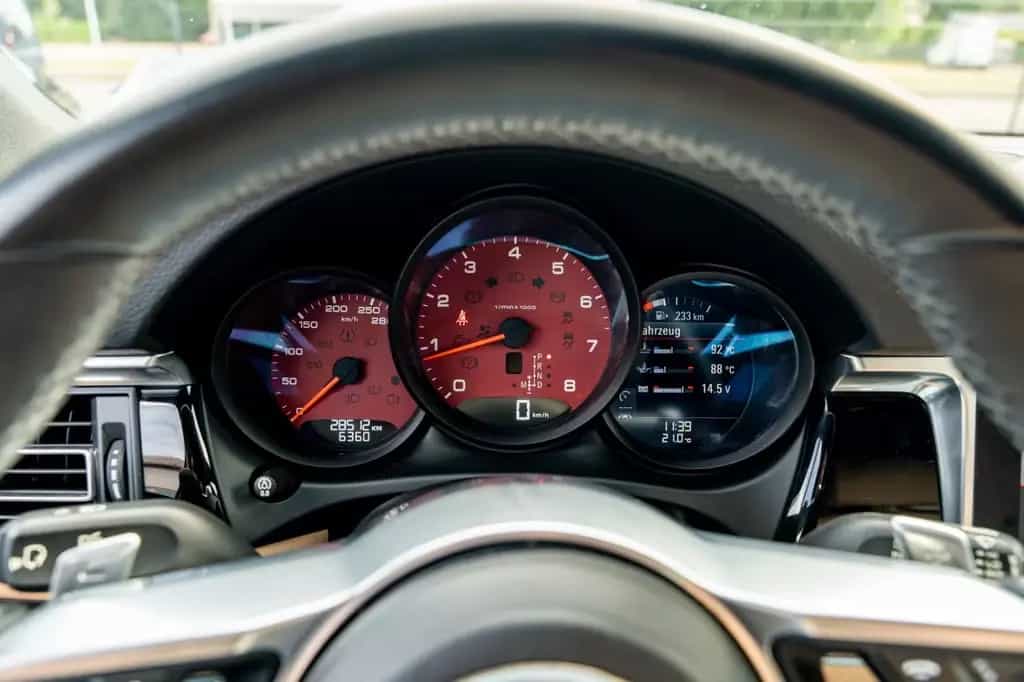 Porsche Macan 2.0 Aut/Matrix/BOSE/Navi/21 Zoll/VOLL 06/2020-photo-19