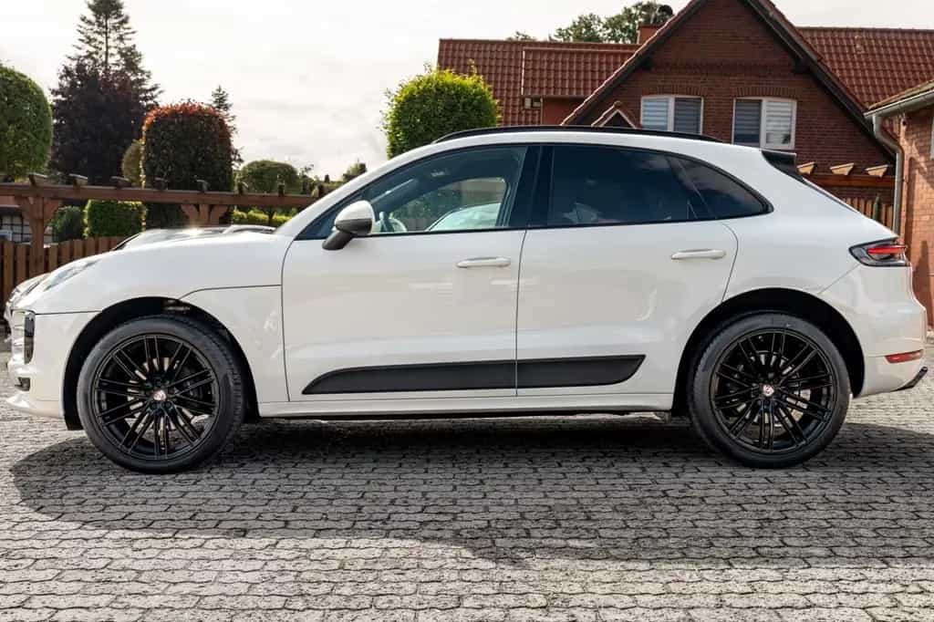 Porsche Macan 2.0 Aut/Matrix/BOSE/Navi/21 Zoll/VOLL 06/2020-photo-2