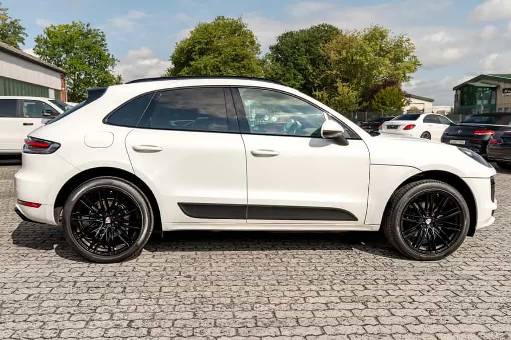 Porsche Macan 2.0 Aut/Matrix/BOSE/Navi/21 Zoll/VOLL 06/2020-photo-3