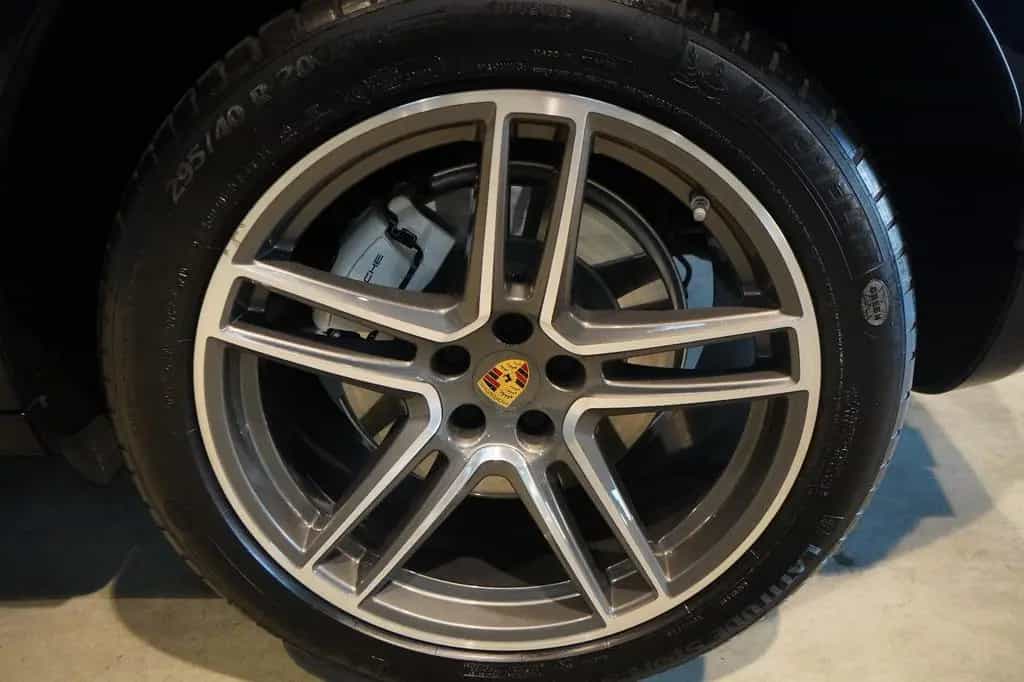 Porsche Macan Turbo BRD-Approved -Pano-AHK-Burmester- 01/2020-photo-20