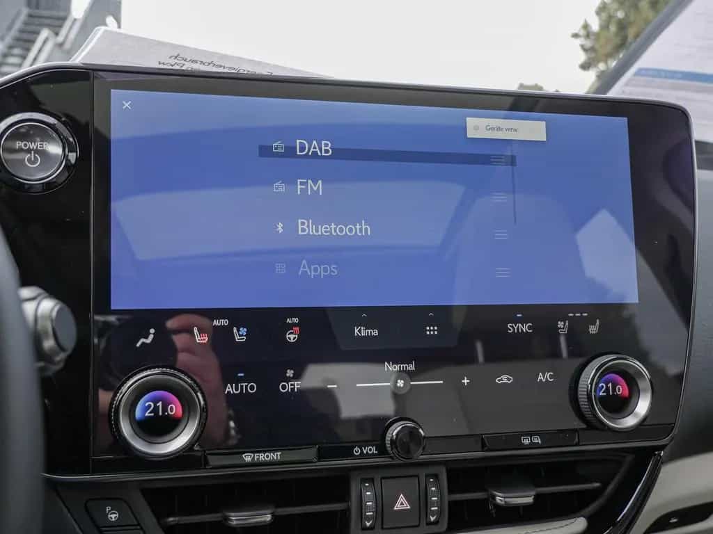 Lexus NX 350h Luxury AWD HUD SITZBELÜFTUNG PANO 09/2025-photo-17