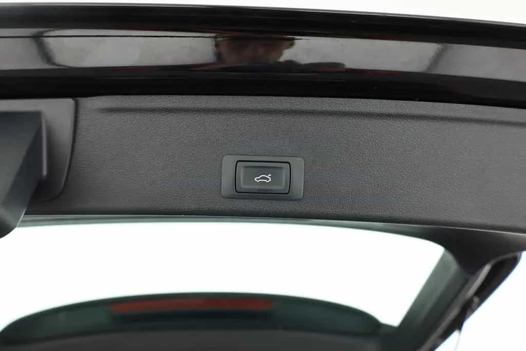 Audi A4 Avant 40 TDI quattro advanced AHK ACC Kamera 05/2021-photo-29