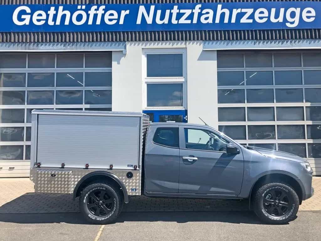 Isuzu D-Max Space Cab LS AT mit Systemkoffer null-photo-1