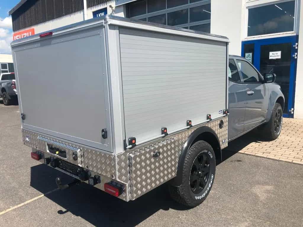 Isuzu D-Max Space Cab LS AT mit Systemkoffer null-photo-11
