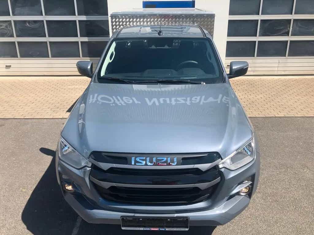 Isuzu D-Max Space Cab LS AT mit Systemkoffer null-photo-3