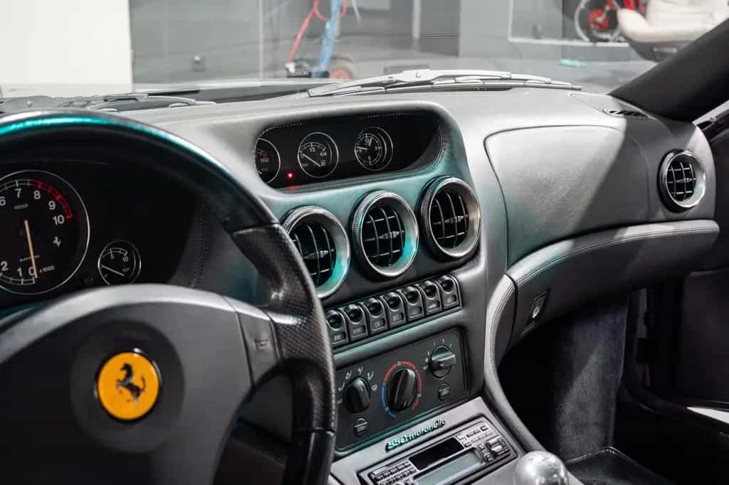 Ferrari 550 Maranello 10/1997-photo-28