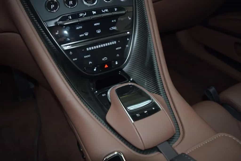 Aston Martin DBS 770 Ultimate 1of300 CarbonPack * CarbonSeat 08/2023-photo-20