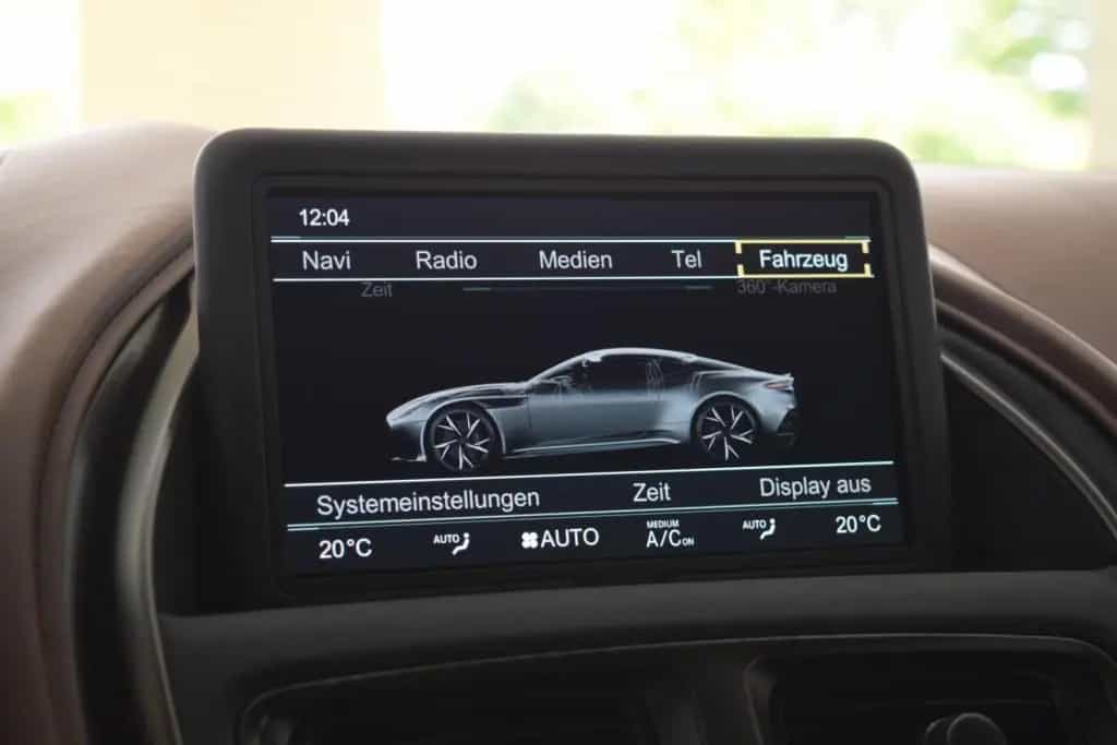 Aston Martin DBS 770 Ultimate 1of300 CarbonPack * CarbonSeat 08/2023-photo-22
