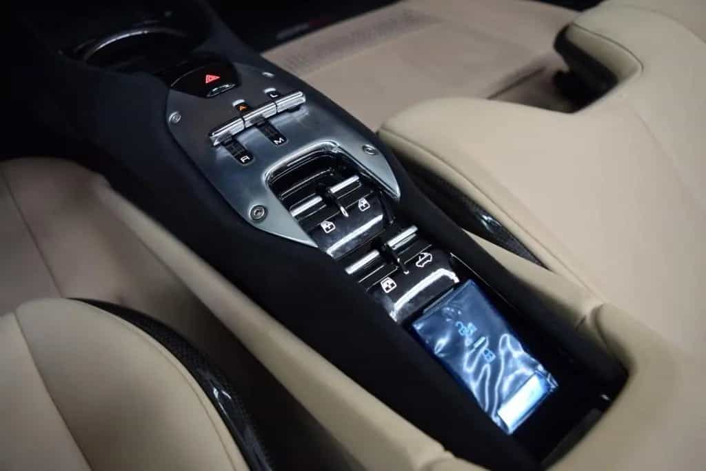 Ferrari 296 GTS Full CARBON * ACC * AppleCarPlay * JBL 10/2022-photo-19