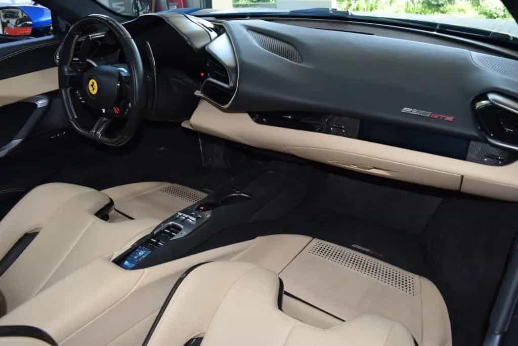 Ferrari 296 GTS Full CARBON * ACC * AppleCarPlay * JBL 10/2022-photo-8