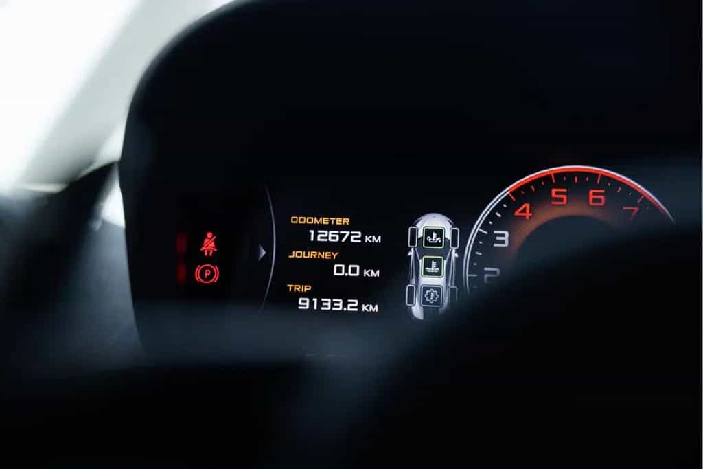 McLaren 620R 3.8 V8 | R-Pack | Roofscoop | Carbon | Cust 02/2020-photo-15