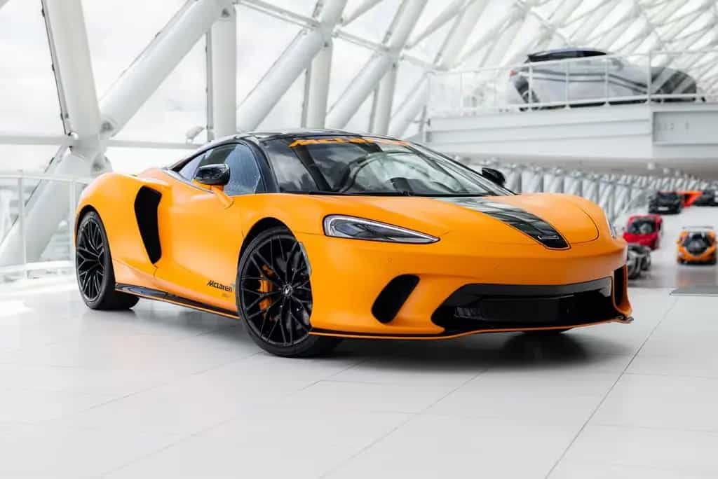 McLaren GT 4.0 V8 | Matt Papaya Spark | Electrochromic R 06/2025-photo-0