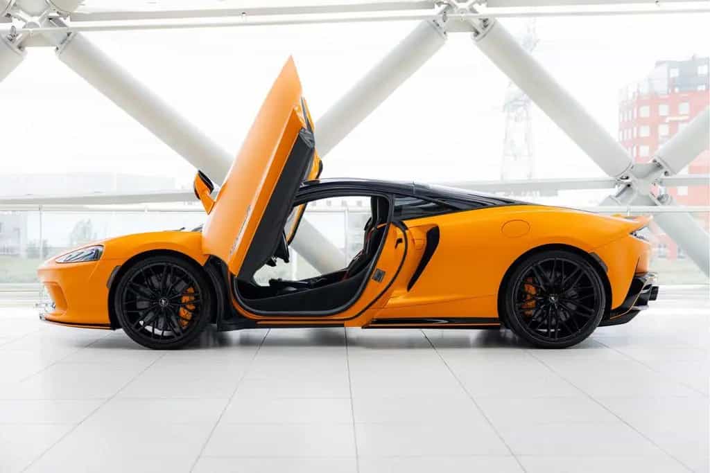McLaren GT 4.0 V8 | Matt Papaya Spark | Electrochromic R 06/2025-photo-13