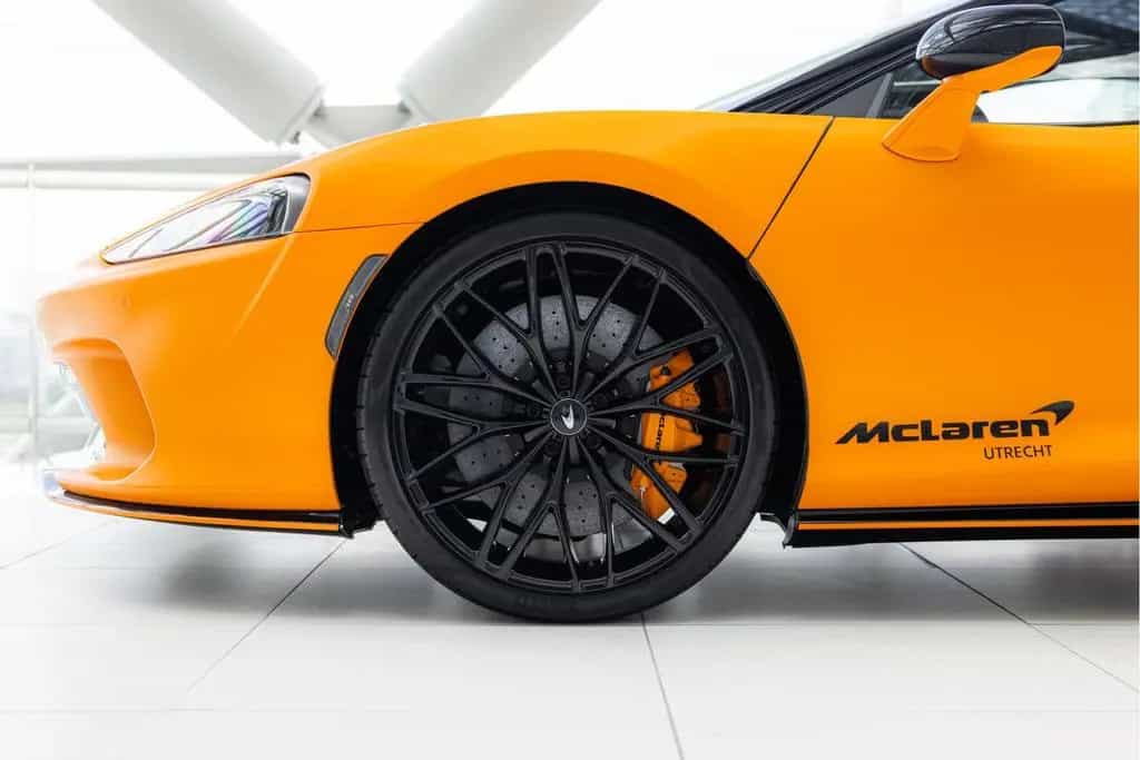McLaren GT 4.0 V8 | Matt Papaya Spark | Electrochromic R 06/2025-photo-15