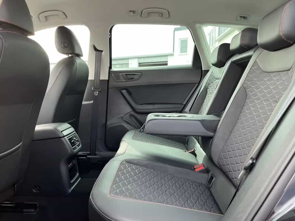 Seat Ateca 2.0 TDI DSG FR-Line Navi el.Klappe Kamera 05/2024-photo-14