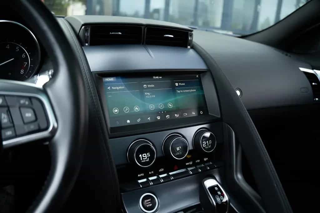 Jaguar F-Type 3.0 V6/MERIDIAN/PANO/NAVI 03/2019-photo-31