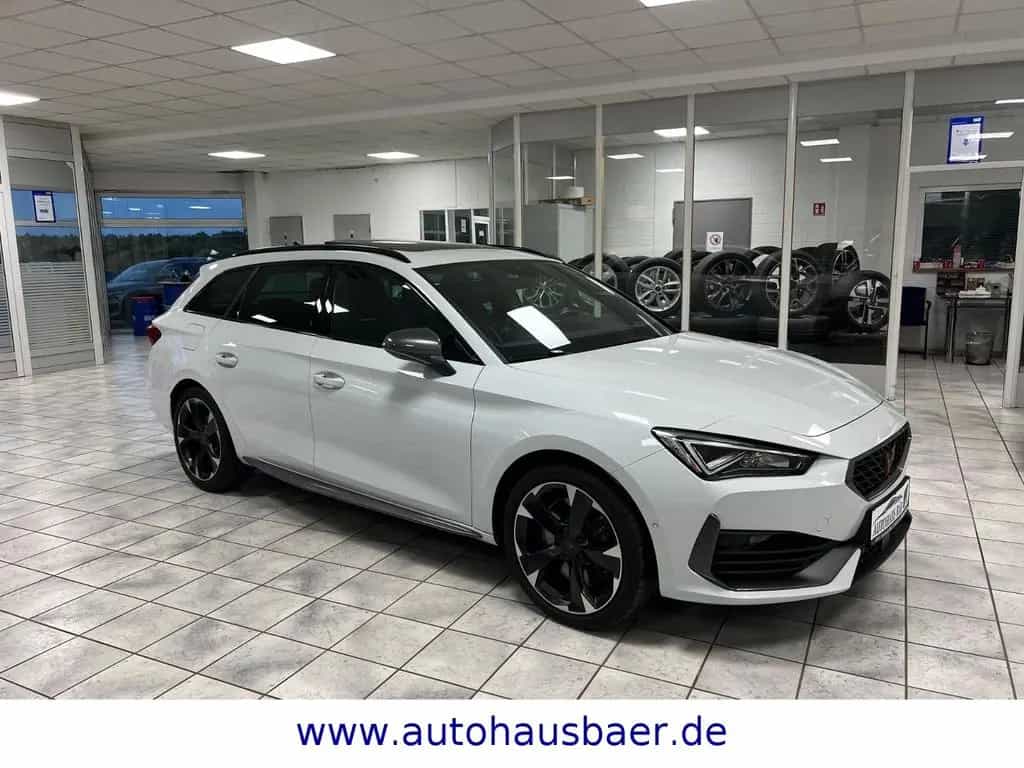 Cupra Leon Sportstourer PANO*KAM*ACC*LED*LANE*1.HAND* 07/2023-photo-10